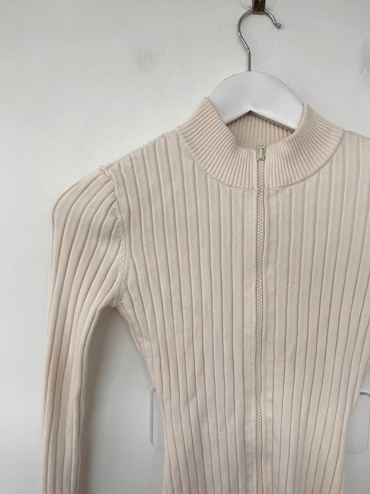Kookai Zip Up Top - size 6