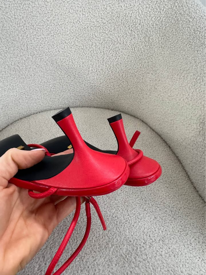 Country Road Heels - size 40