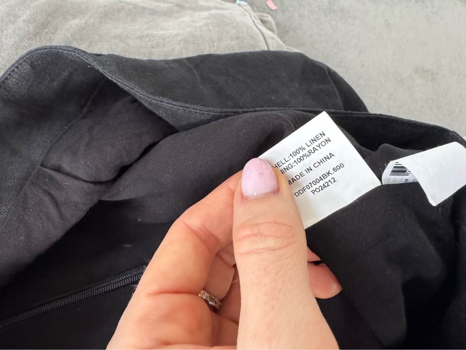 Dissh Linen Shorts - size 10