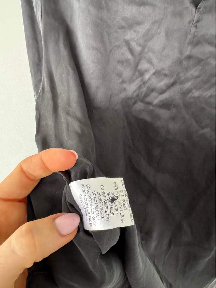 Dissh Silk Top - size 16