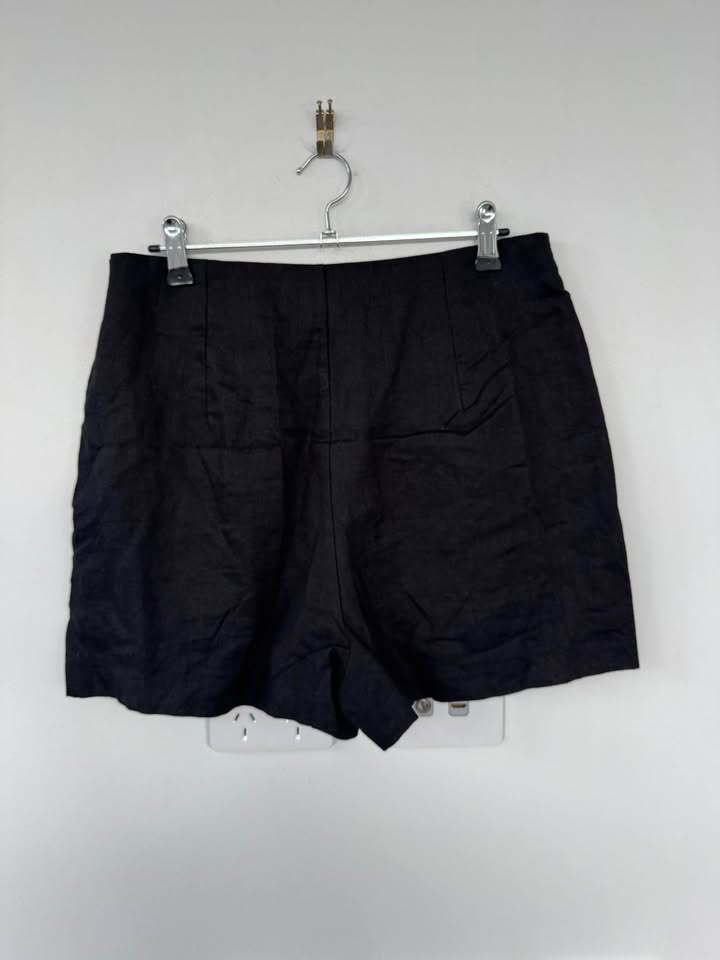 Dissh Linen Shorts - size 10