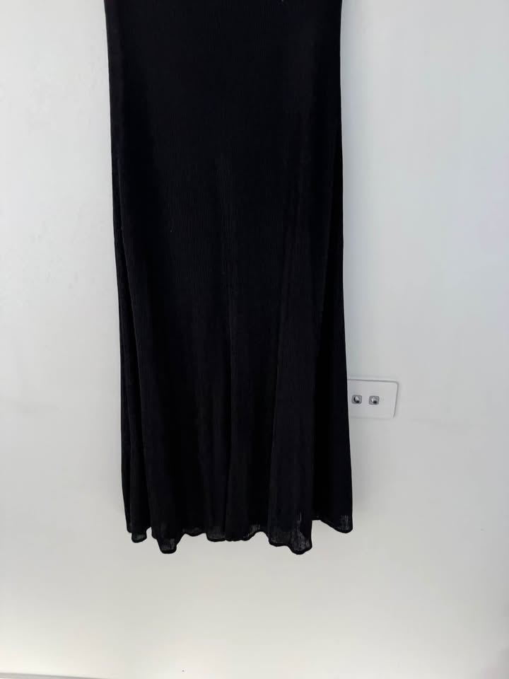 Cos Knit Skirt - size medium