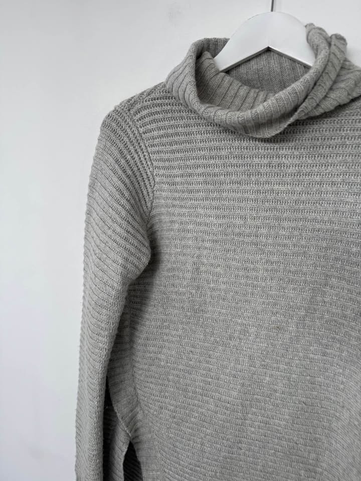 Camilla and Marc Jumper - size medium