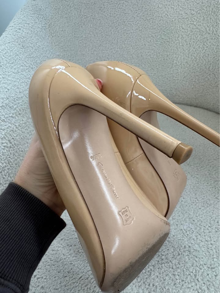 Gianvitto Rossi Heels - size 38 1/2