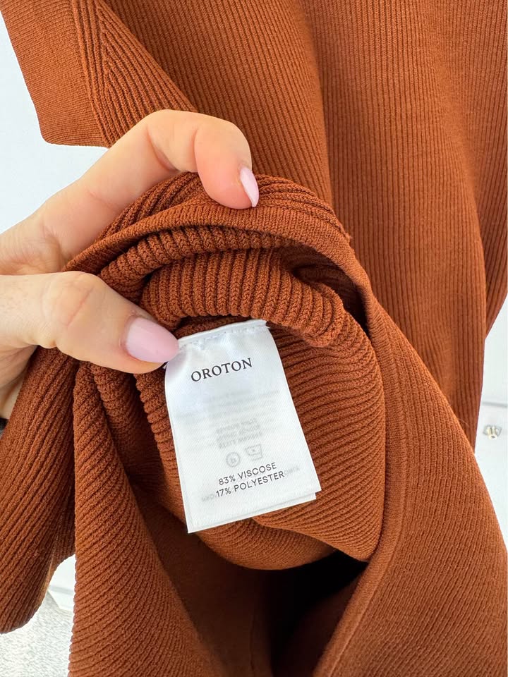 Oroton Knit Top - size medium
