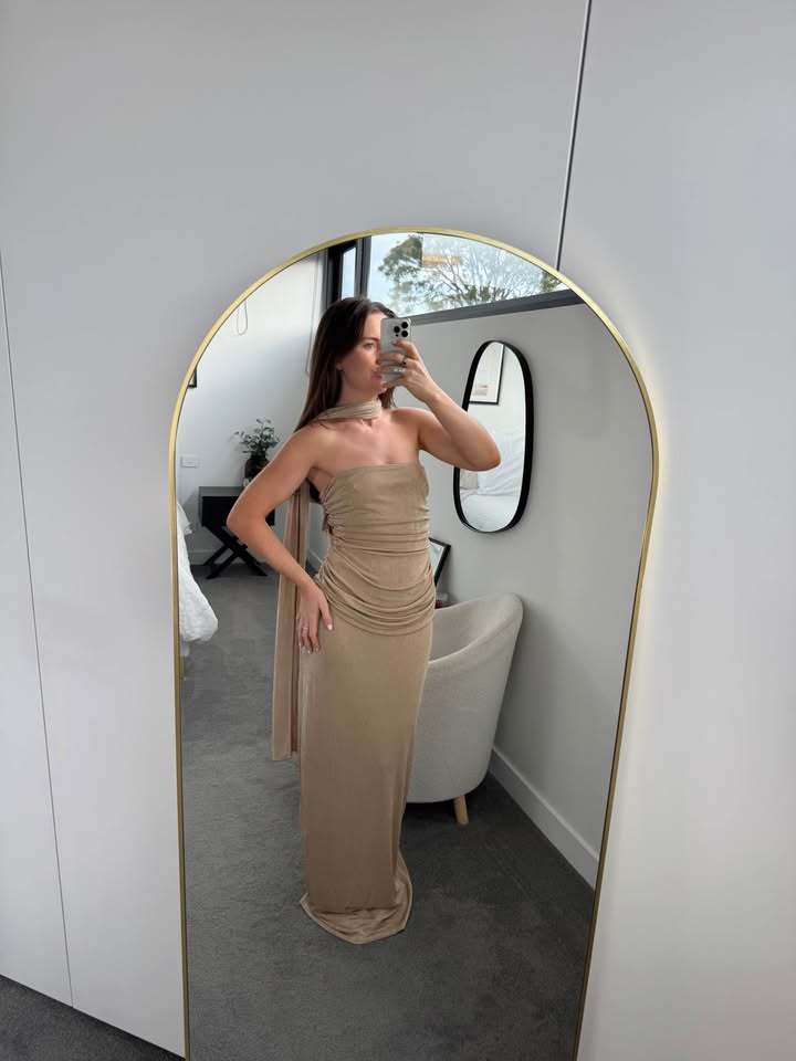 Tohja Maxi Dress - size 10