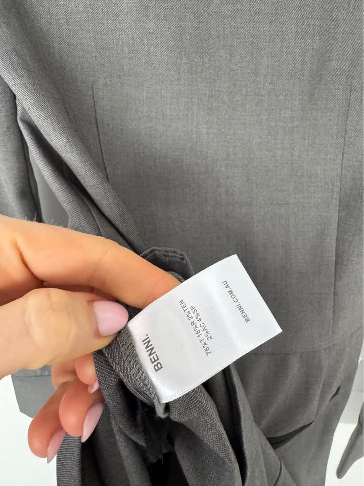 Benni Romper - size 6 BNWT
