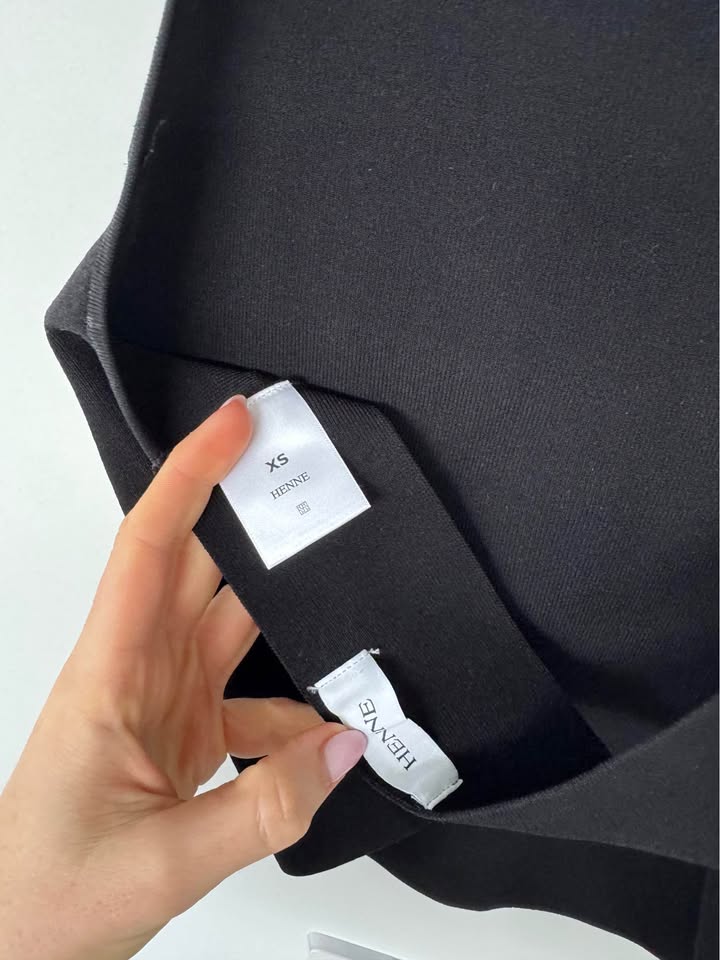 Henne Top - size XS