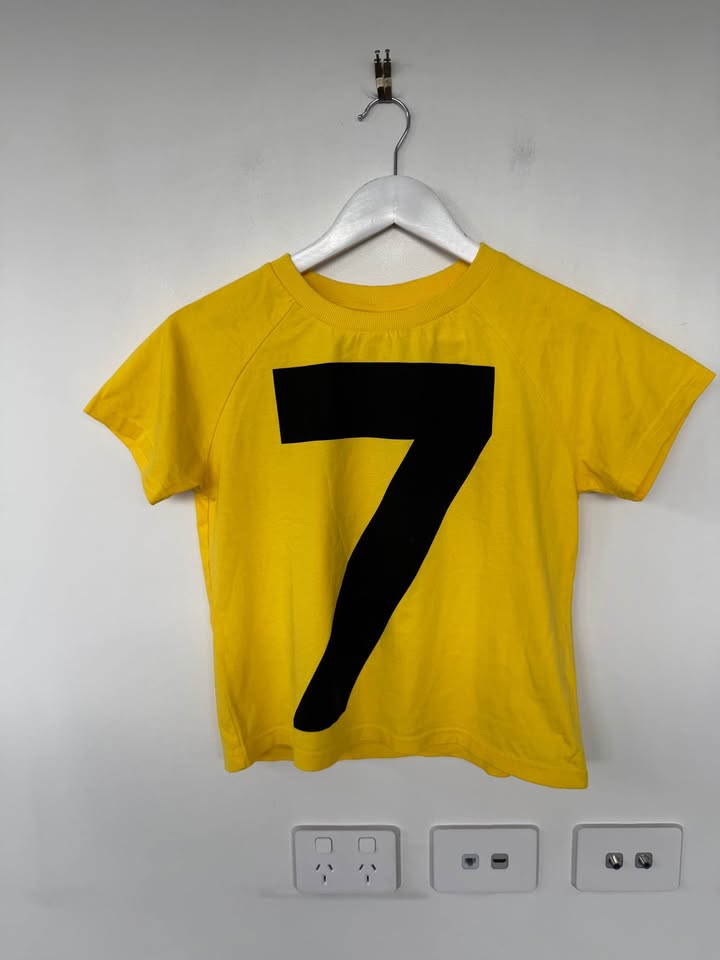 VRG GIRL Tee - size 6