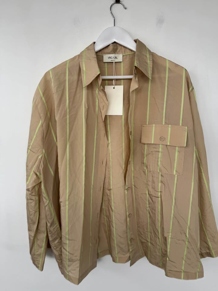 VRG GIRL Shirt - size 8 BNWT