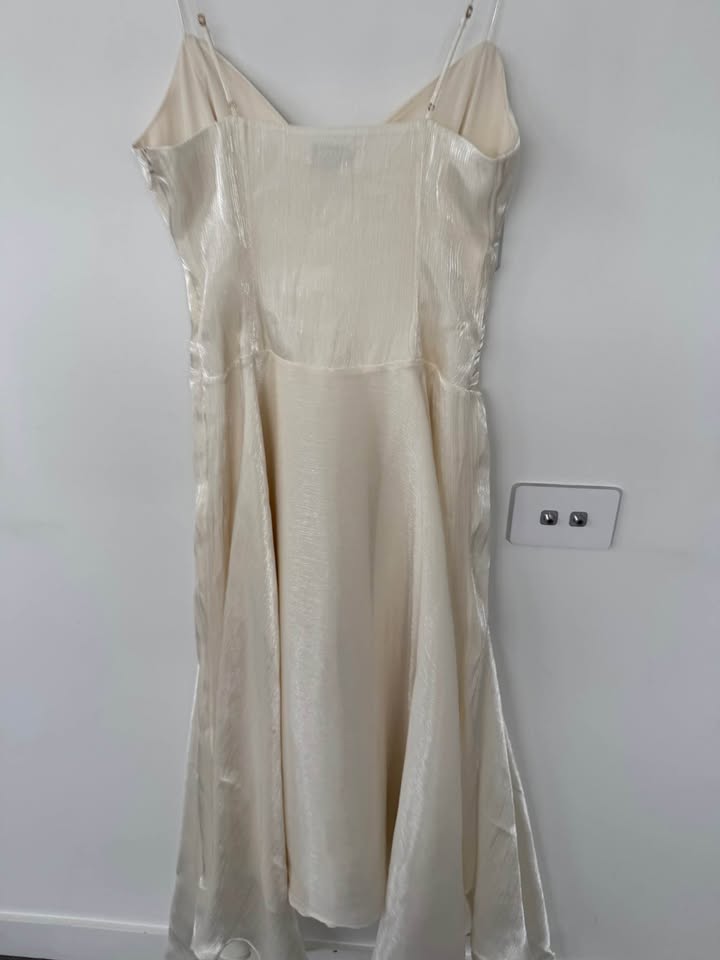 Meshki Dress - size small