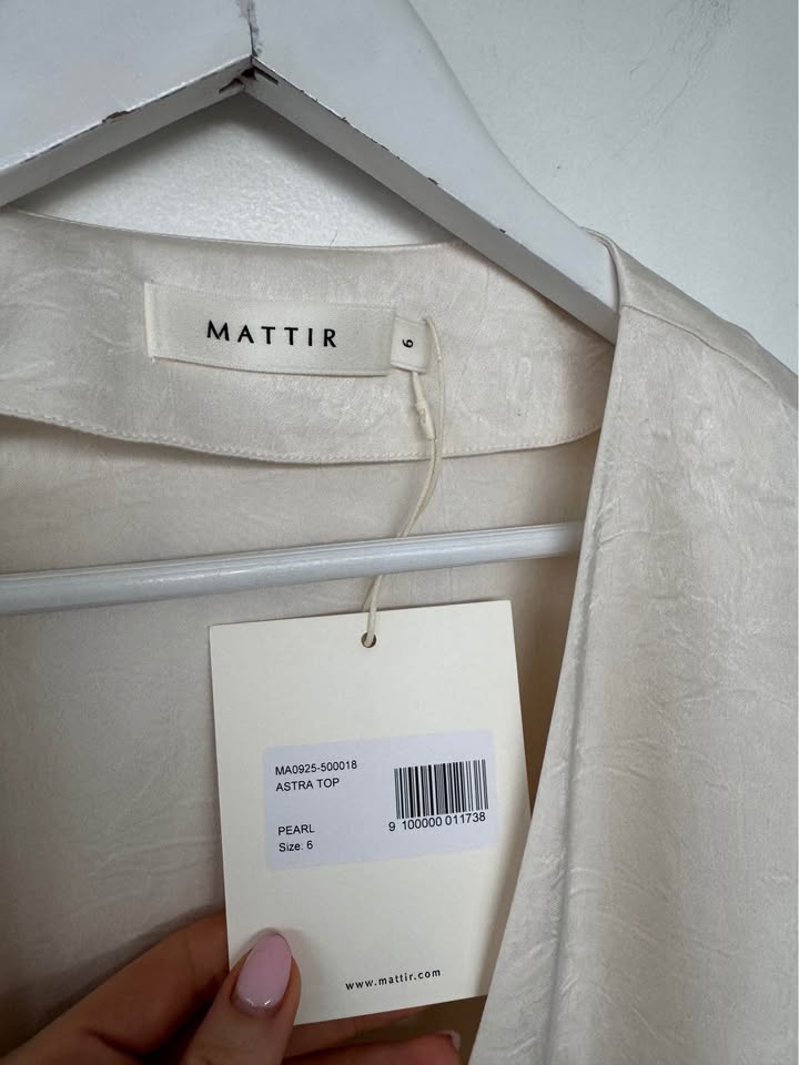 Mattir Set - size 6 BNWT