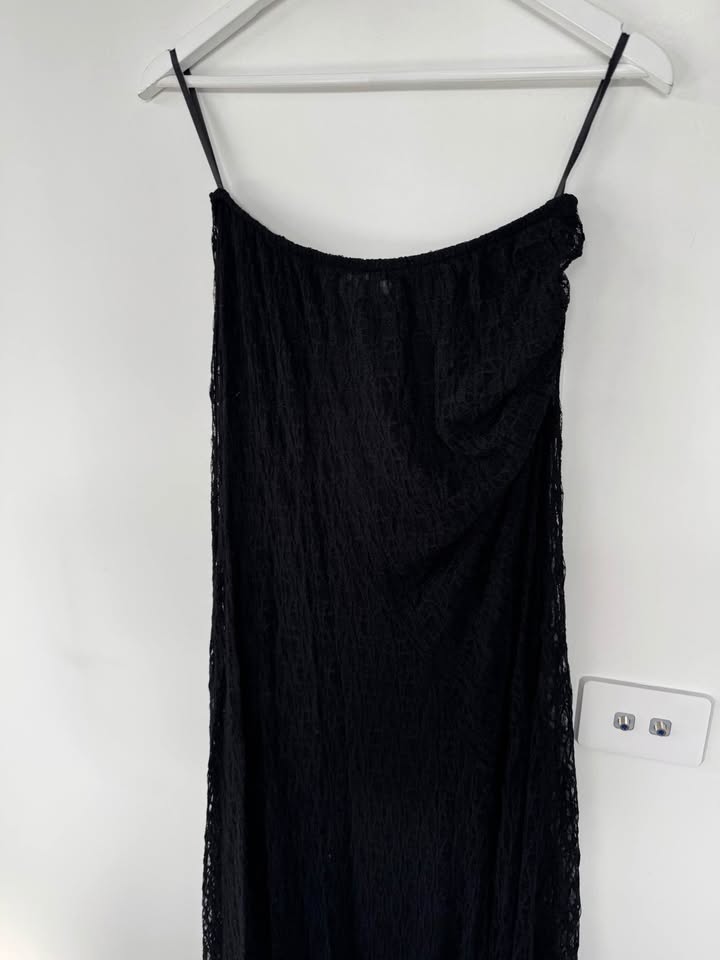 Dissh Lace Skirt - size medium