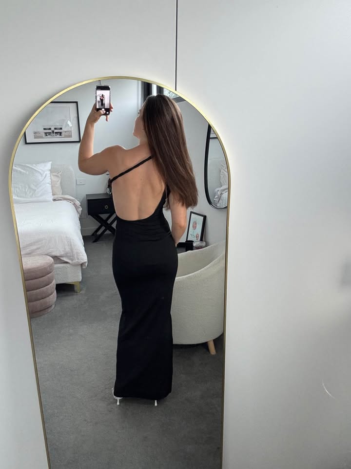 SNDYS Dress - size medium BNWT