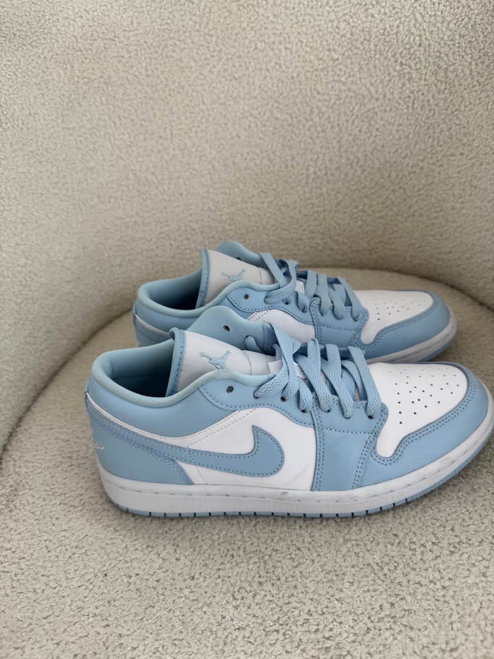 Nike Air Jordan Runners - size 40.5