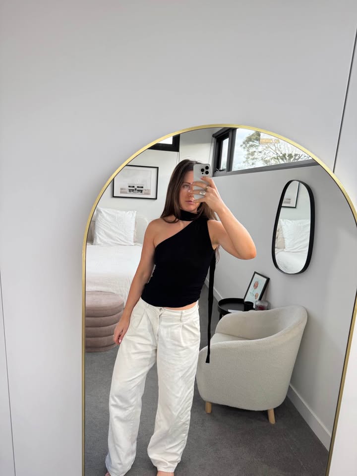 Kookai Top - size 6
