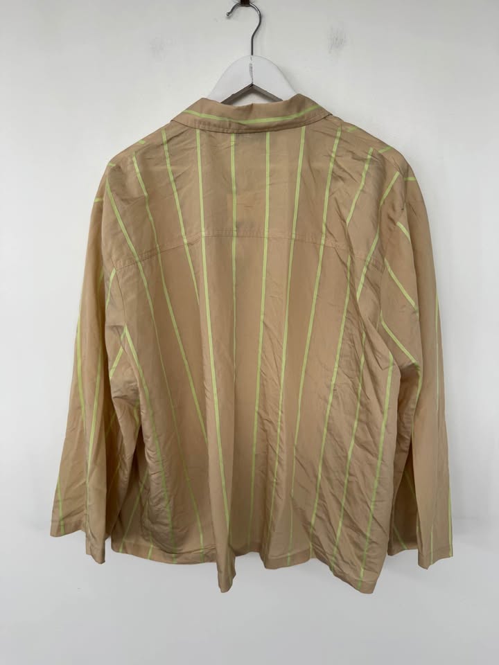 VRG GIRL Shirt - size 8 BNWT