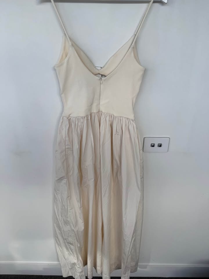 Esse Maxi Dress - size 8