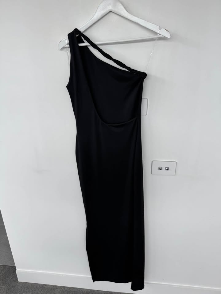 SNDYS Dress - size medium BNWT