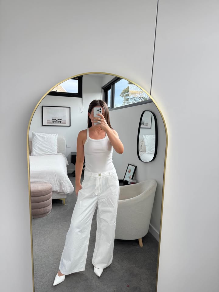 Sancia Pants - size medium BNWT