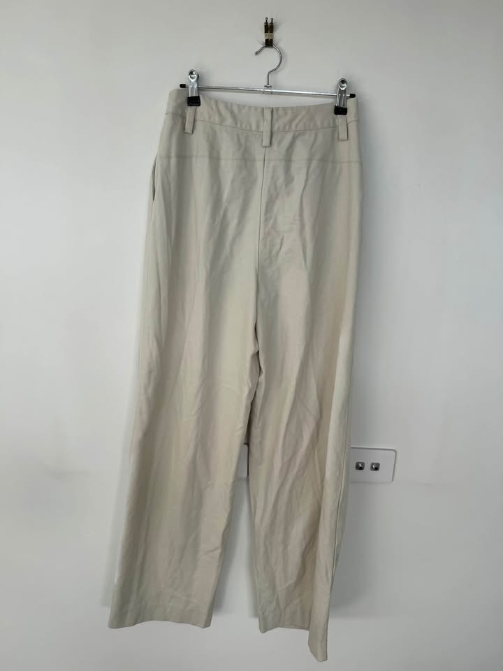 Dissh Pants - size 8