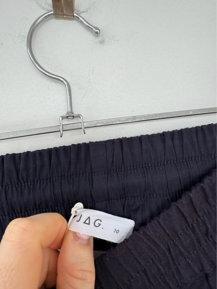 Jag Shorts - size 10 BNWT