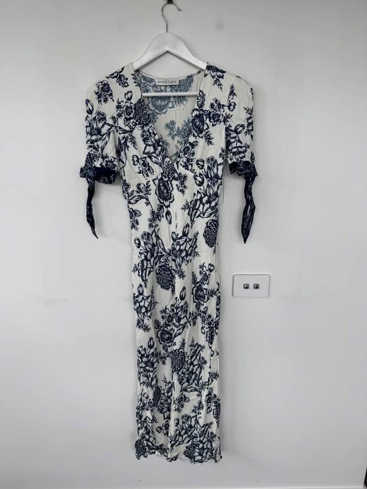 Shona Joy Dress - size 8