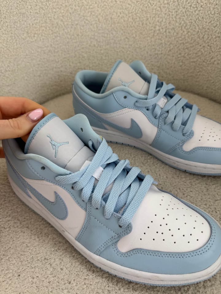 Nike Air Jordan Runners - size 40.5