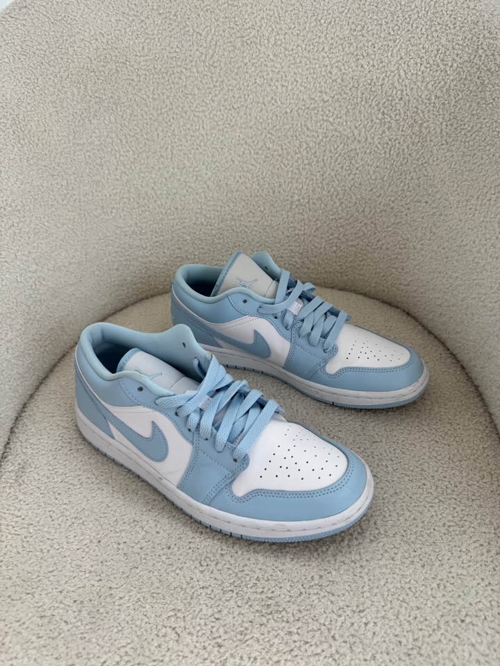 Nike Air Jordan Runners - size 40.5