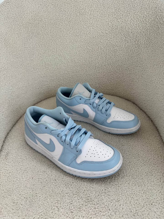Nike Air Jordan Runners - size 40.5