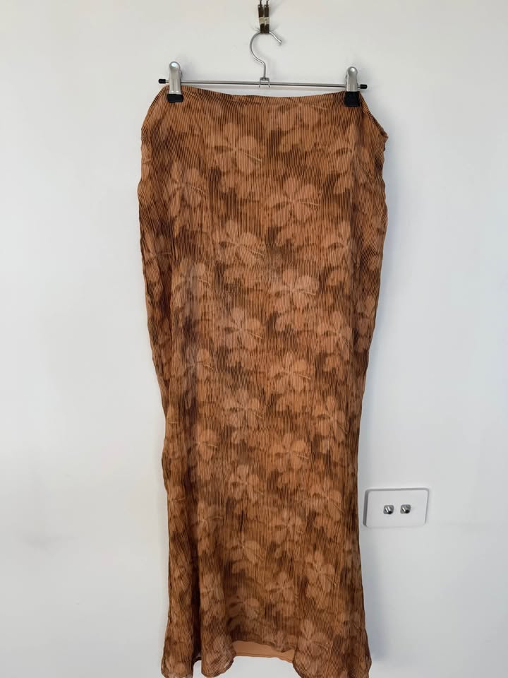 One Mile Set - size small BNWT