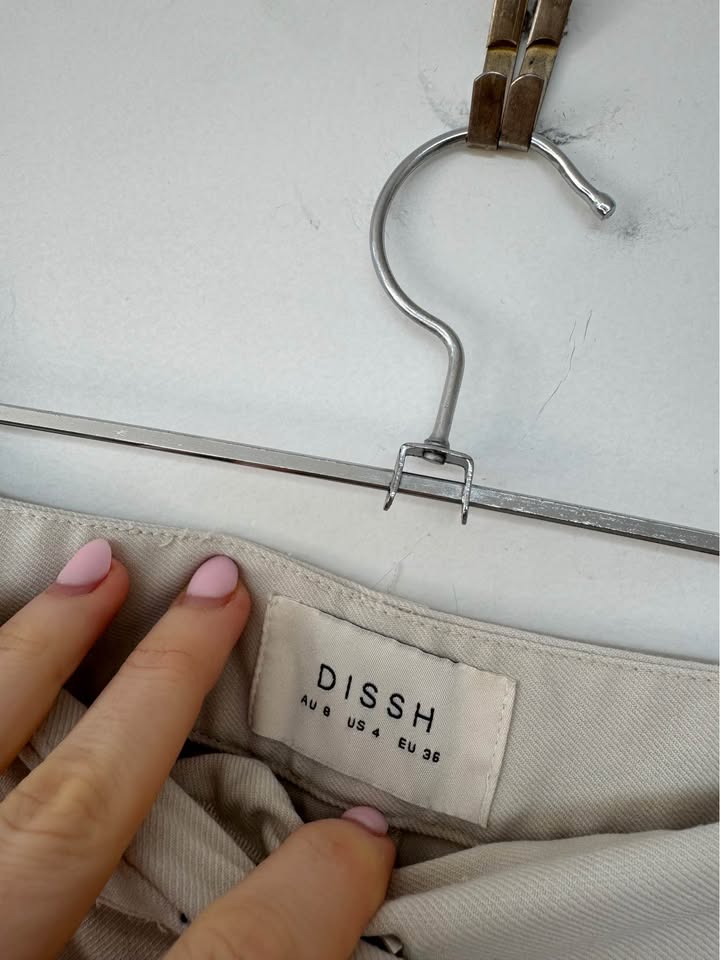 Dissh Pants - size 8