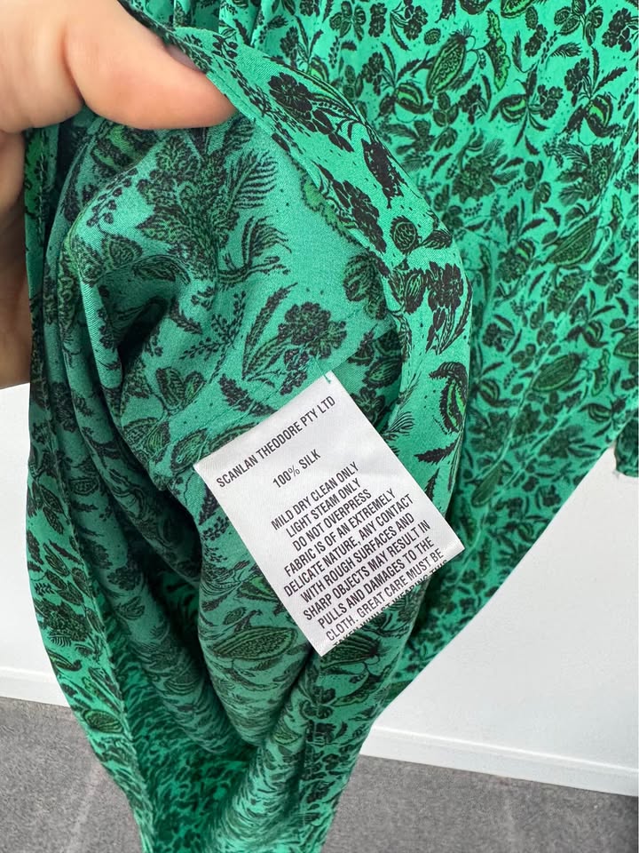 Scanlan Theodore Silk Dress - size 10