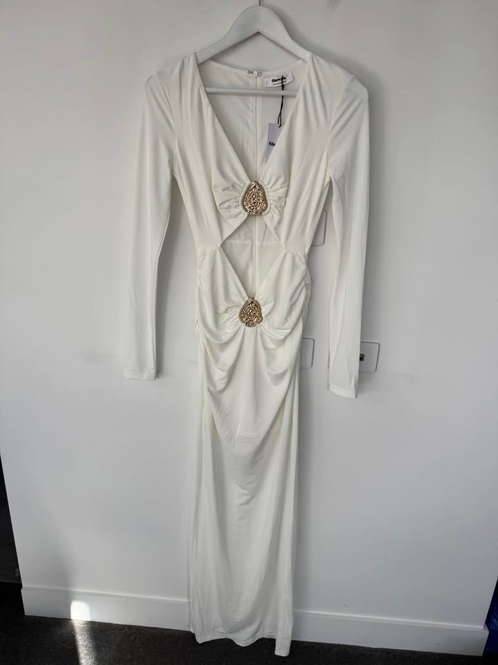Showpo Dress - size 8 BNWT