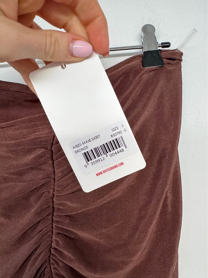 Bayse Brand Skirt - size small BNWT