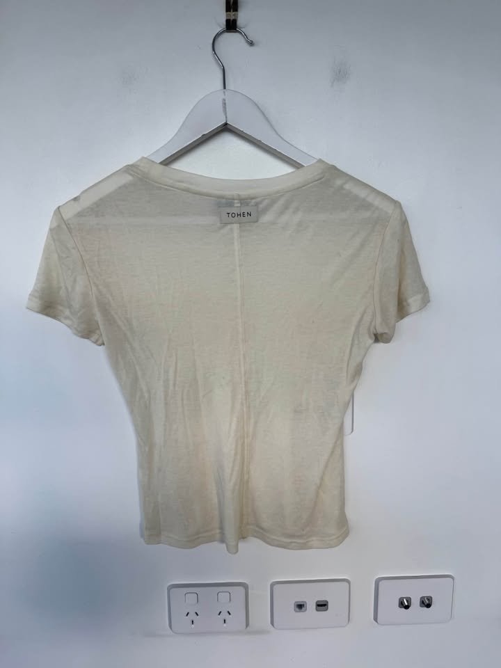 Tohen Tee - size medium