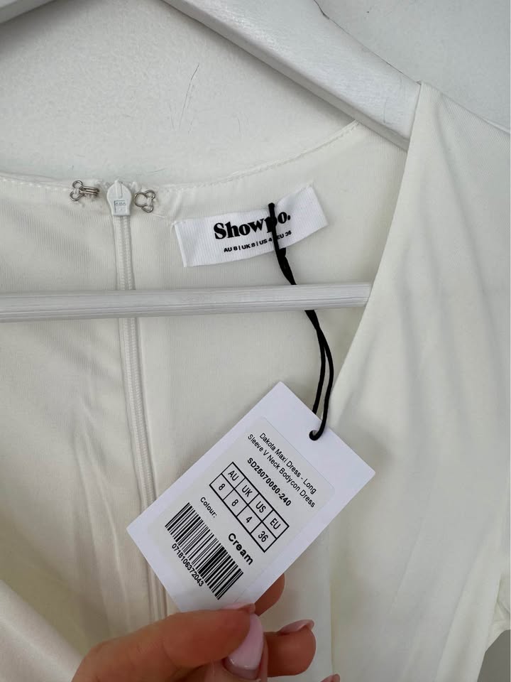 Showpo Dress - size 8 BNWT