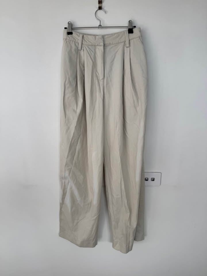 Dissh Pants - size 8
