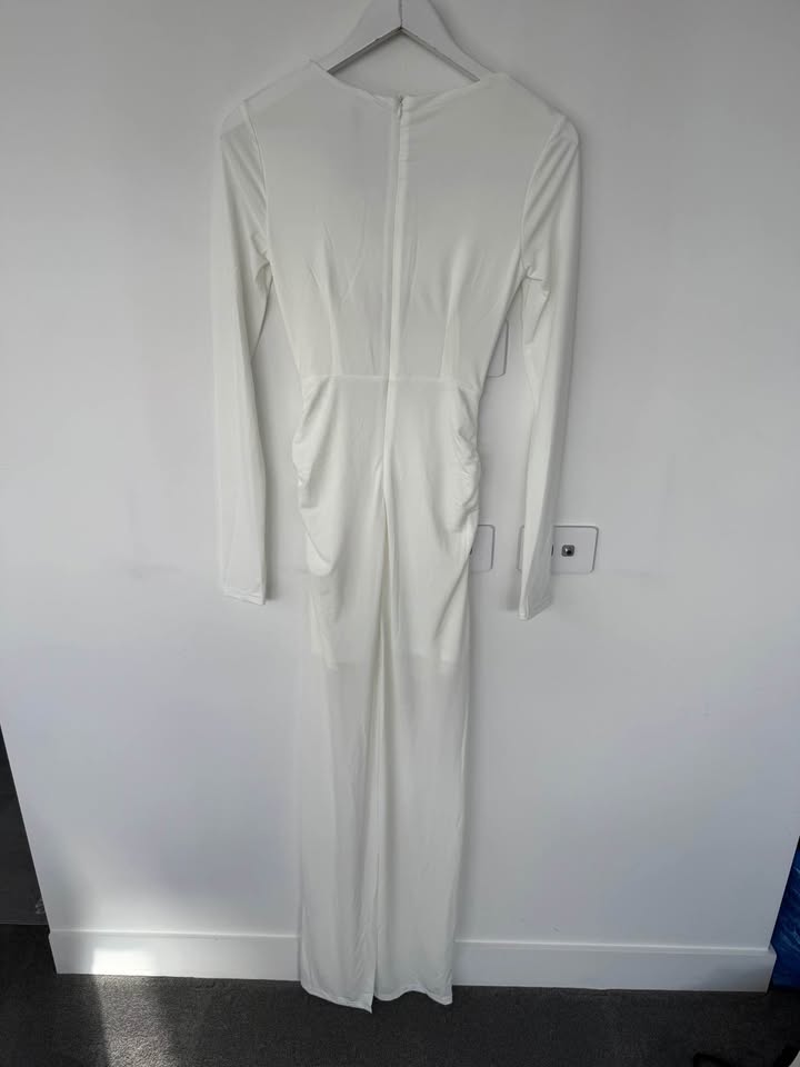 Showpo Dress - size 8 BNWT