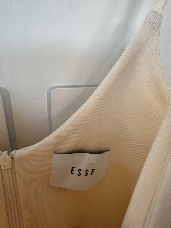 Esse Maxi Dress - size 8