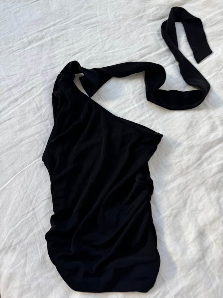 Kookai Top - size 6