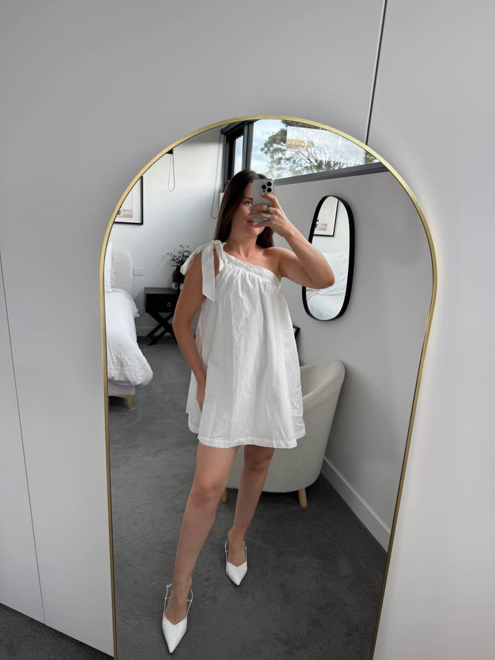 The waiting room mini dress - size 8