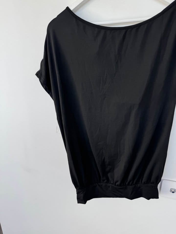 Pepper Mayo Top - size 6 BNWT