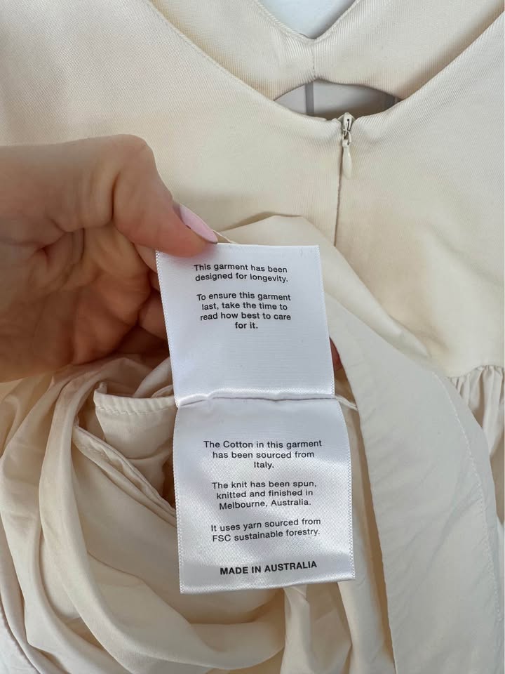 Esse Maxi Dress - size 8