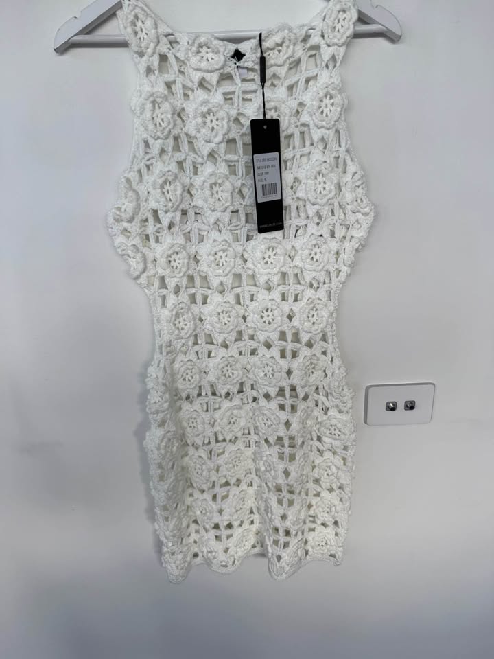 Elliatt Knit Dress - size small BNWT