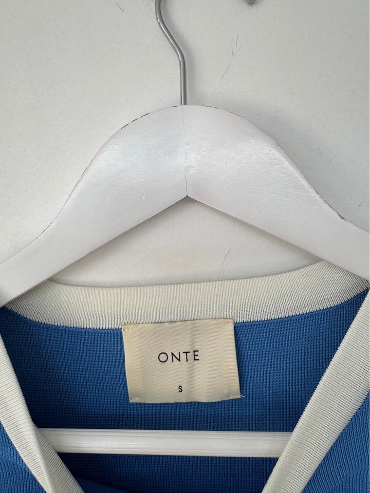 Onte Knit Dress - size small