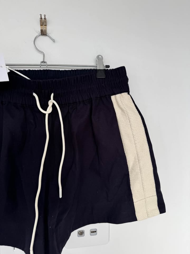 Jag Shorts - size 10 BNWT