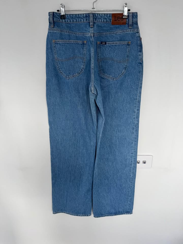 Lee Jeans - size 8