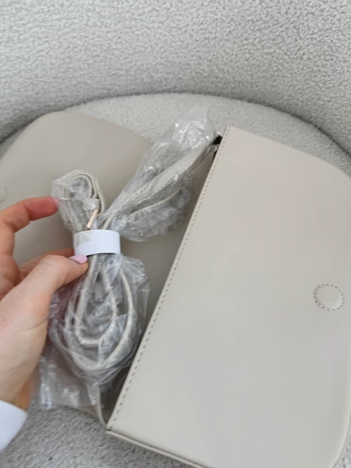 Review Clutch Brand New
