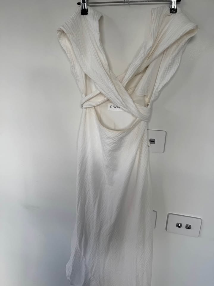 One Mile Maxi Dress - size 8
